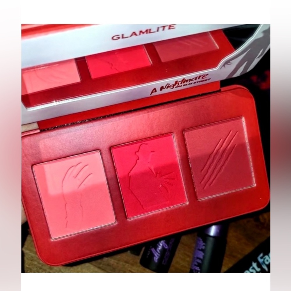 Nightmare on Elm Street Freddy Krueger Chest of Souls Blush Trio limited edition - Picture 3 of 5